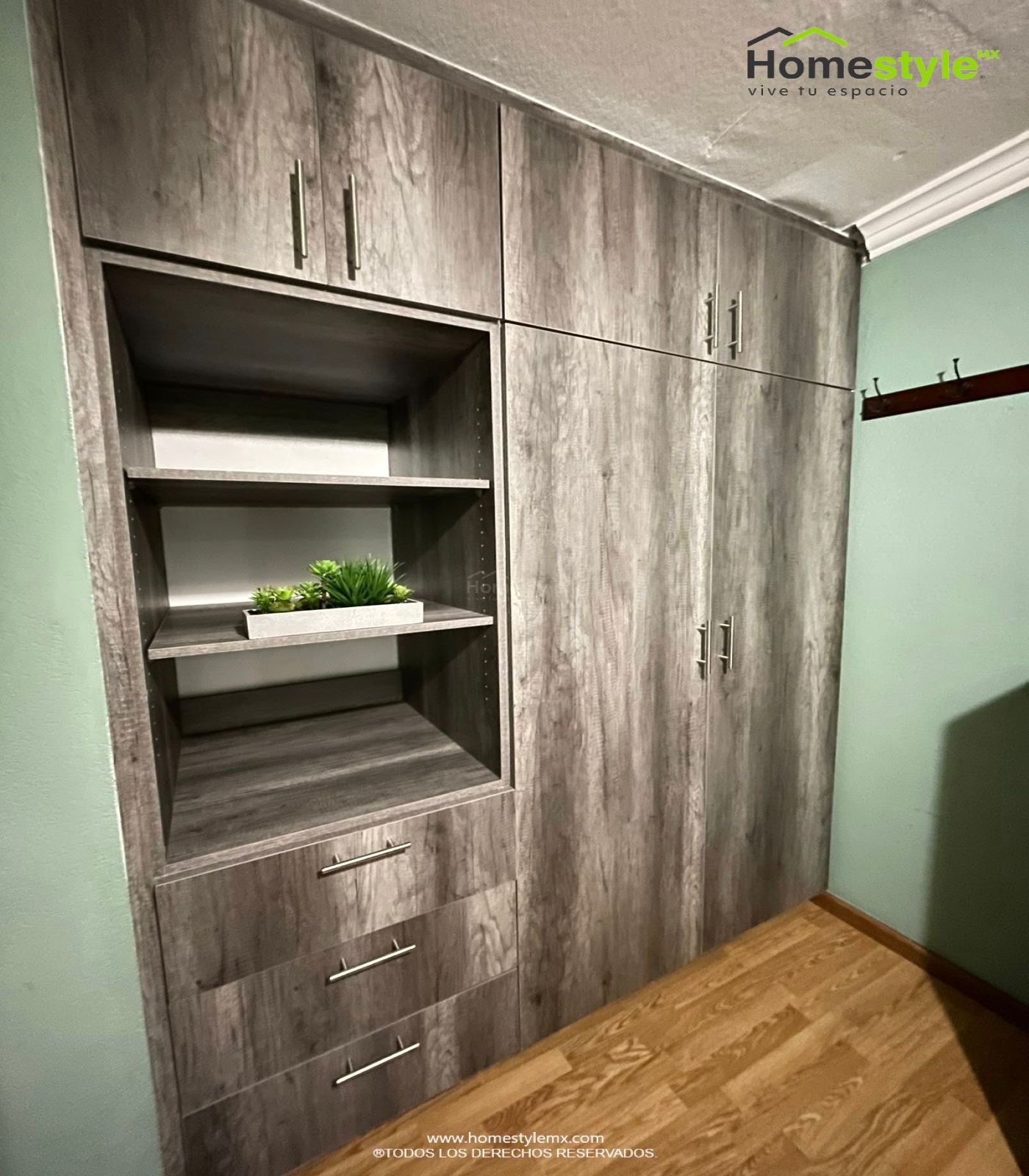 Closet Jardines del Lago