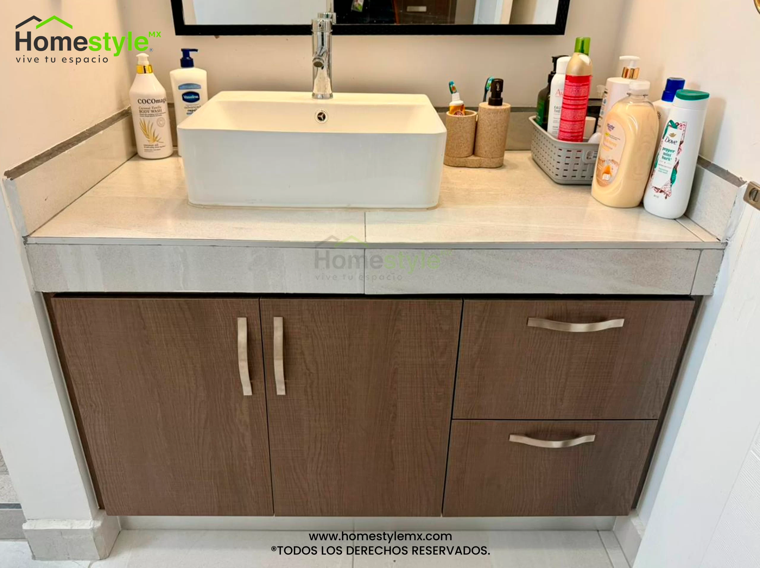 Mueble de Baño Cerrada Quebec